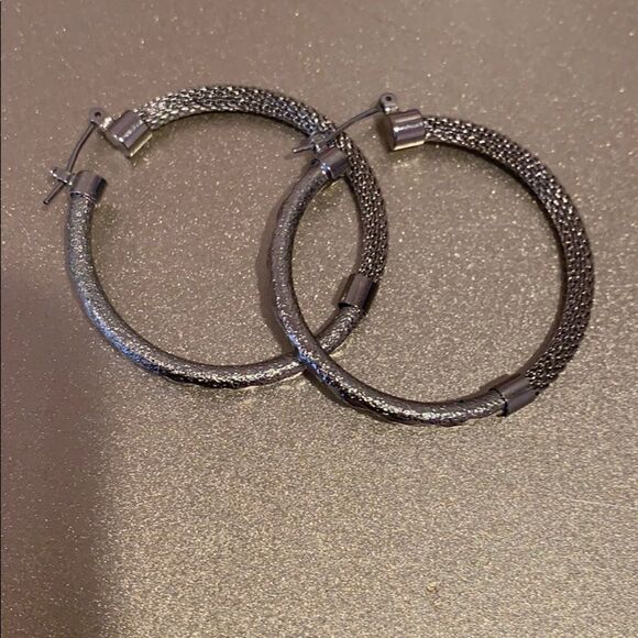 🎉Last deal 🎉Cache hoop earring - Picture 4 of 5